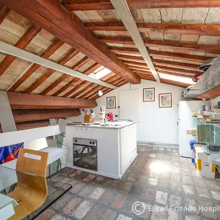 Casa Alceo Пезаро